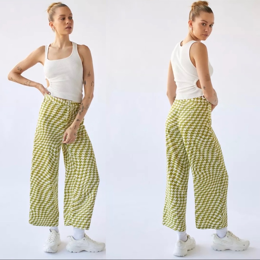 Urban Outfitters Olympia Print Crop Pants